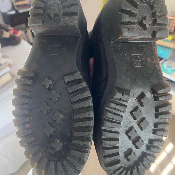 Dr. Martens Rometty Boot - Picture 4 of 4